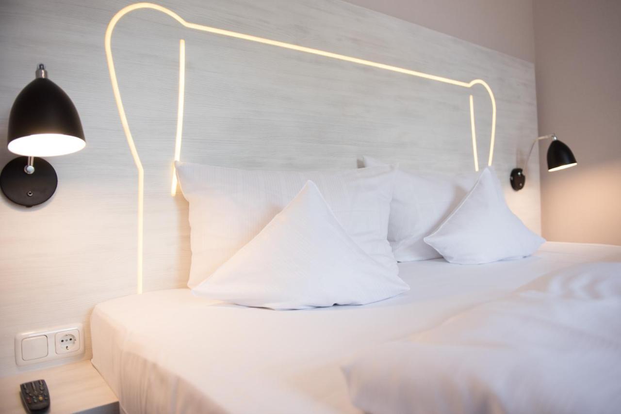 Parkhotel Schillerhain Kirchheimbolanden Dış mekan fotoğraf