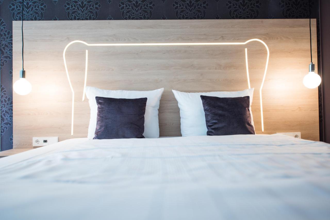 Parkhotel Schillerhain Kirchheimbolanden Dış mekan fotoğraf