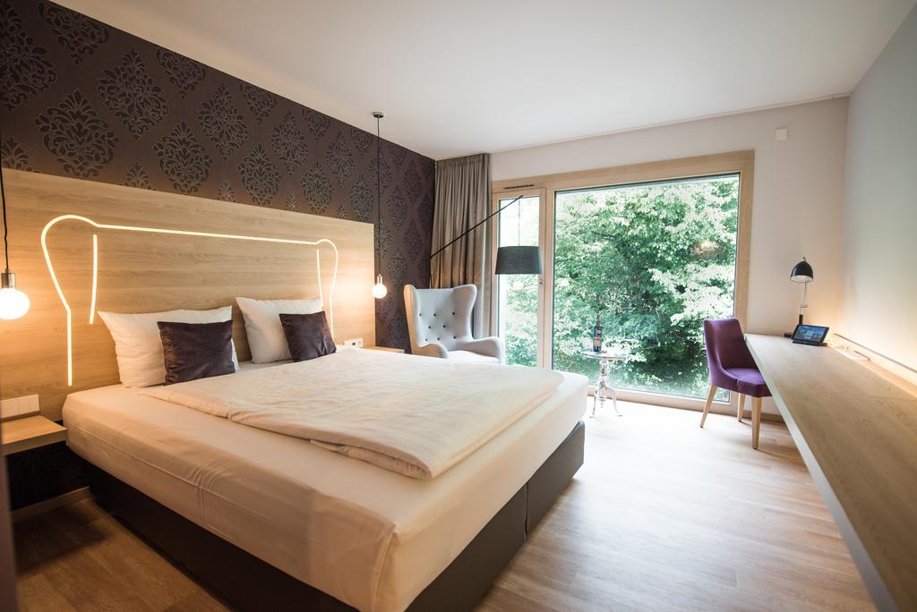 Parkhotel Schillerhain Kirchheimbolanden Dış mekan fotoğraf