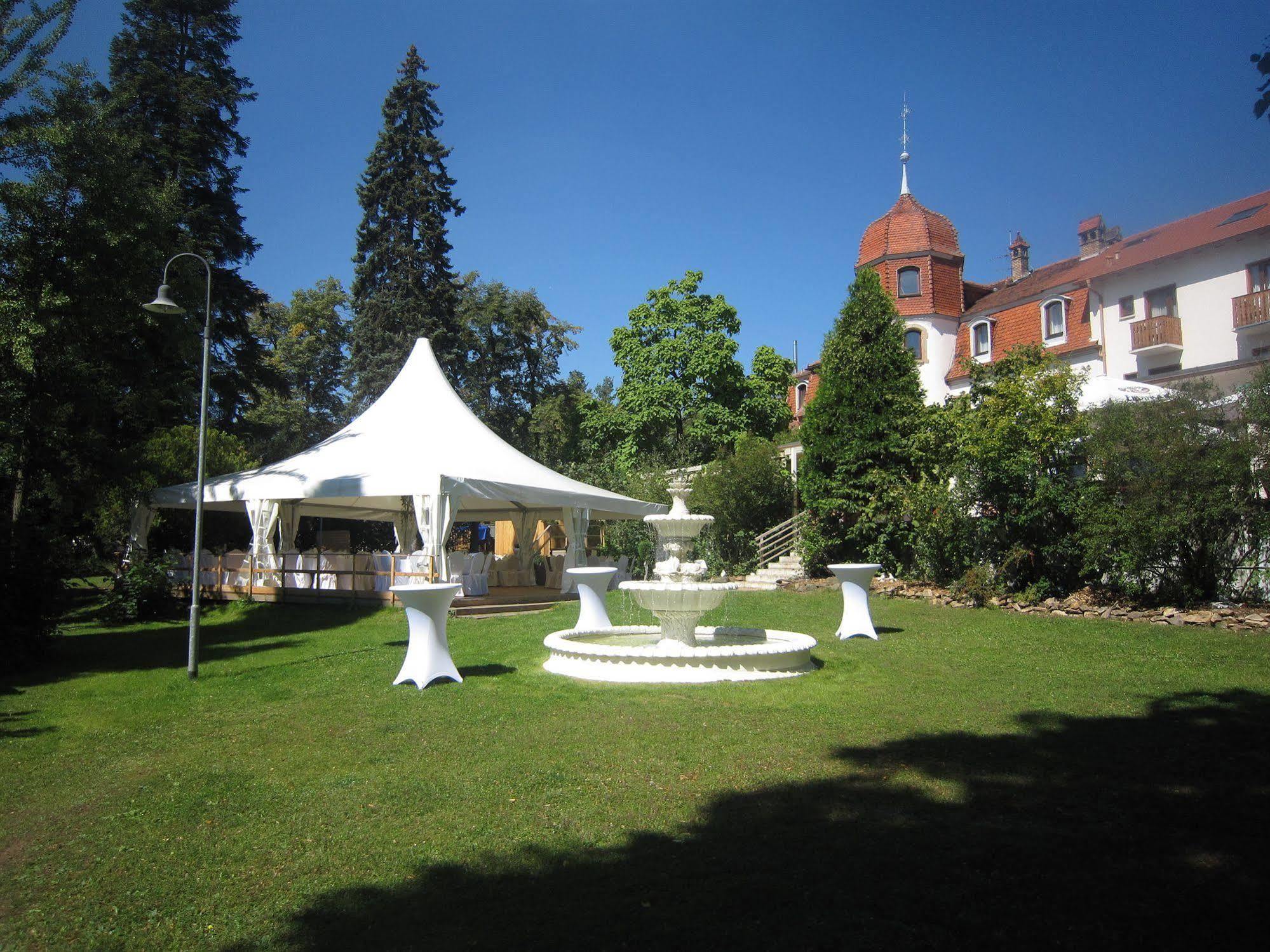 Parkhotel Schillerhain Kirchheimbolanden Dış mekan fotoğraf
